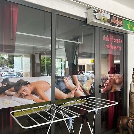 Private Modern Apartments By Patong Vacation Rentals Located In The Heart Of Patong, Walking Distance To The Beach, Kitchen, Private Bathroom, Seating Area, 65" Smart Tv With Free Wifi Exteriör bild