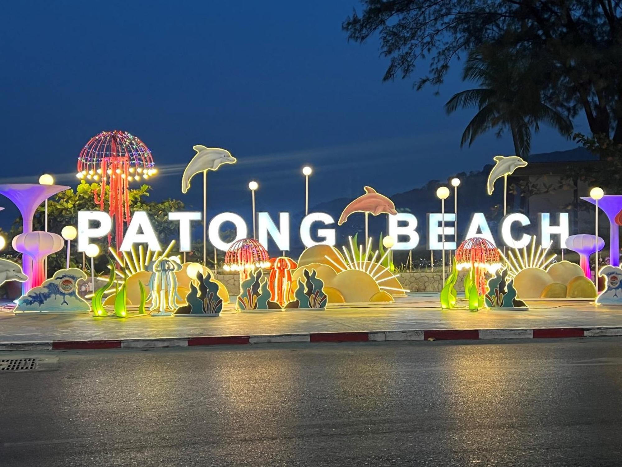 Private Modern Apartments By Patong Vacation Rentals Located In The Heart Of Patong, Walking Distance To The Beach, Kitchen, Private Bathroom, Seating Area, 65" Smart Tv With Free Wifi Exteriör bild