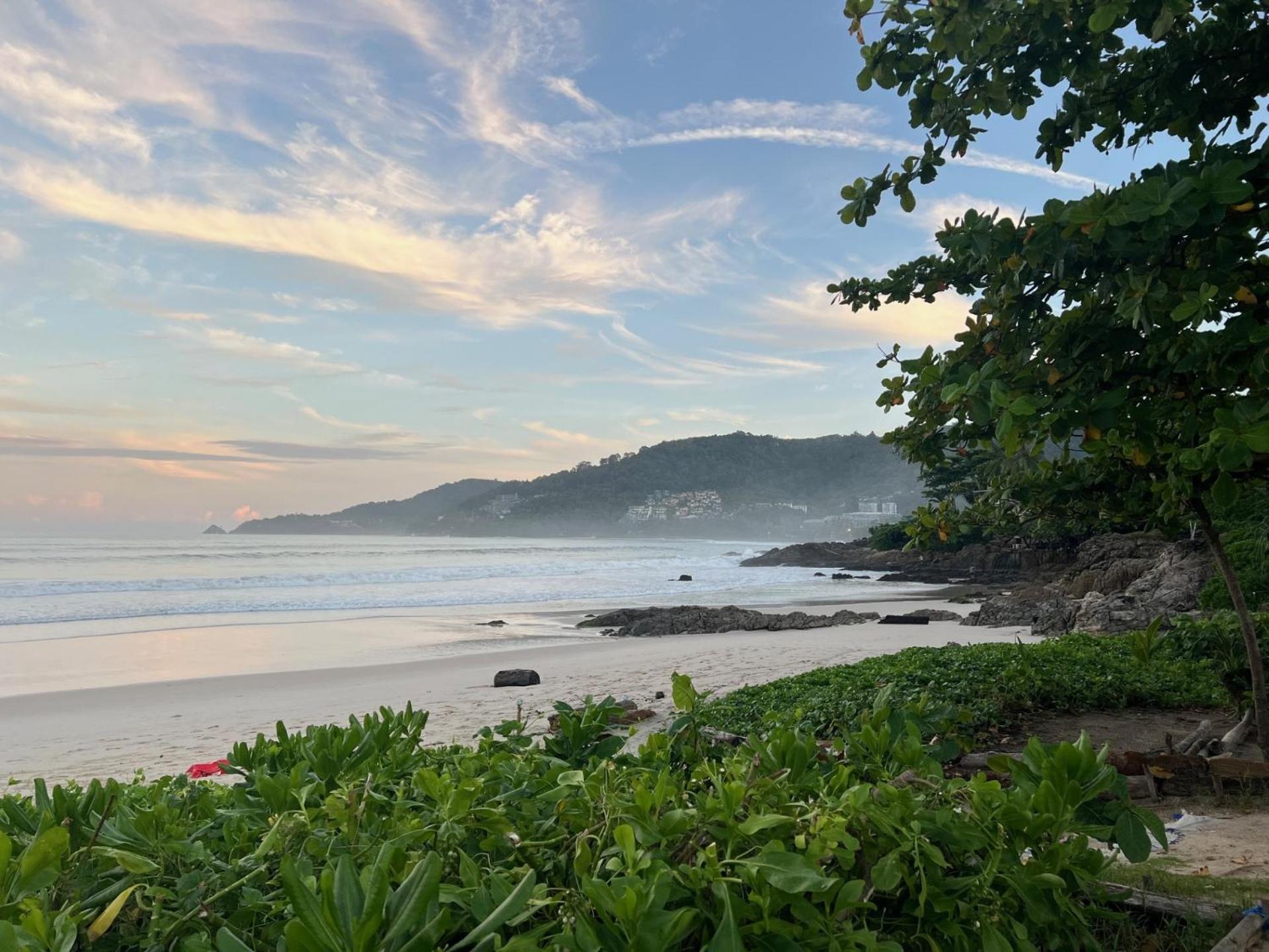 Private Modern Apartments By Patong Vacation Rentals Located In The Heart Of Patong, Walking Distance To The Beach, Kitchen, Private Bathroom, Seating Area, 65" Smart Tv With Free Wifi Exteriör bild
